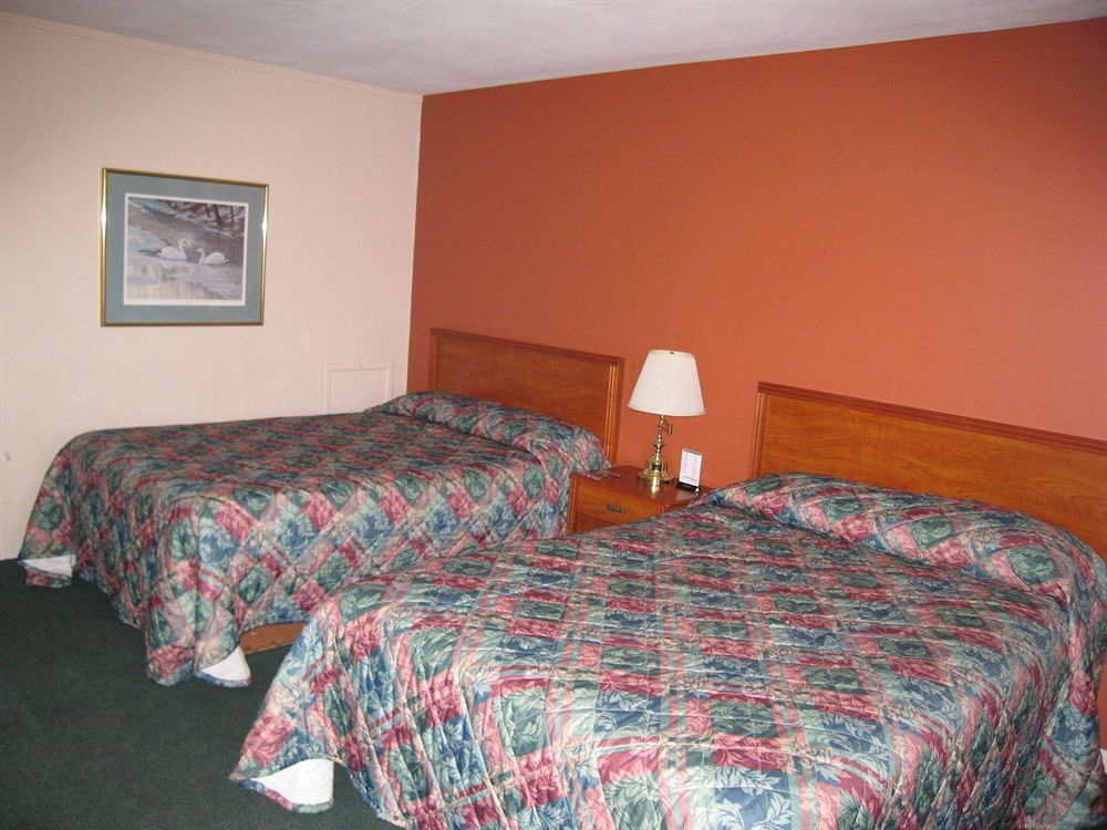 Travelers Lodge Marshall Bagian luar foto
