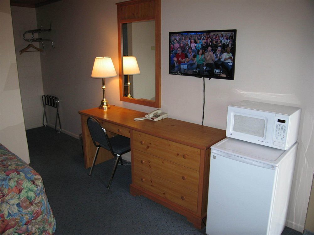 Travelers Lodge Marshall Bagian luar foto
