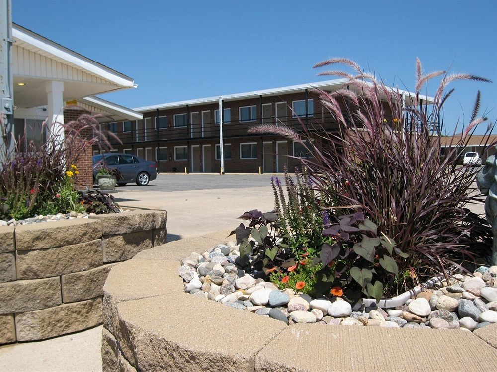 Travelers Lodge Marshall Bagian luar foto